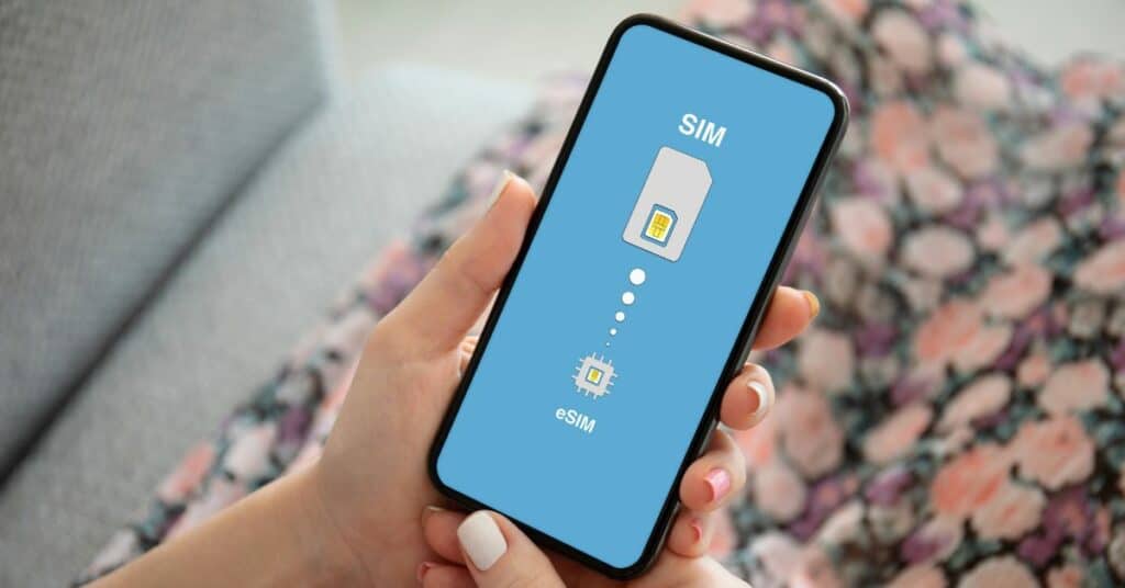 מדוע כדאי לרכוש  ESIM כשטסים לחול